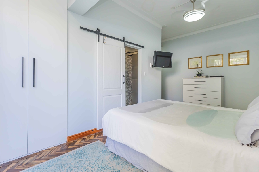 To Let 2 Bedroom Property for Rent in Sea Point Western Cape